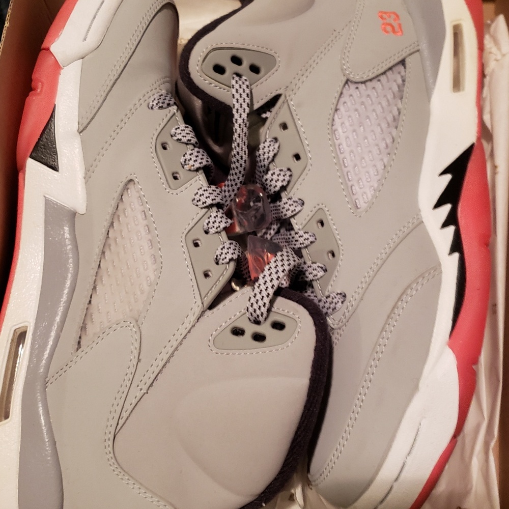 Jordan retro 5
